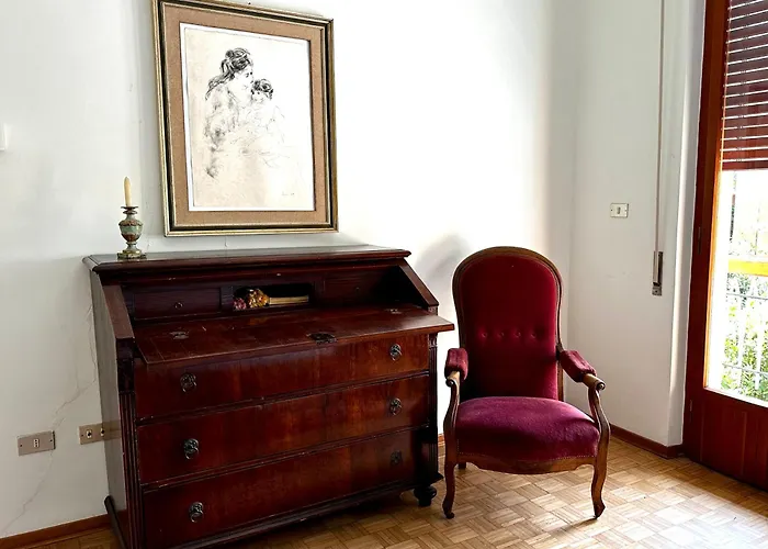 Degli Ulivi Terrace マッサ・マリッティマ